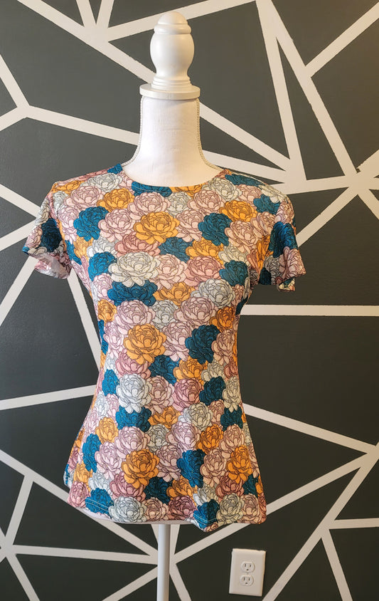 AVA's Glitter Roses Women Top